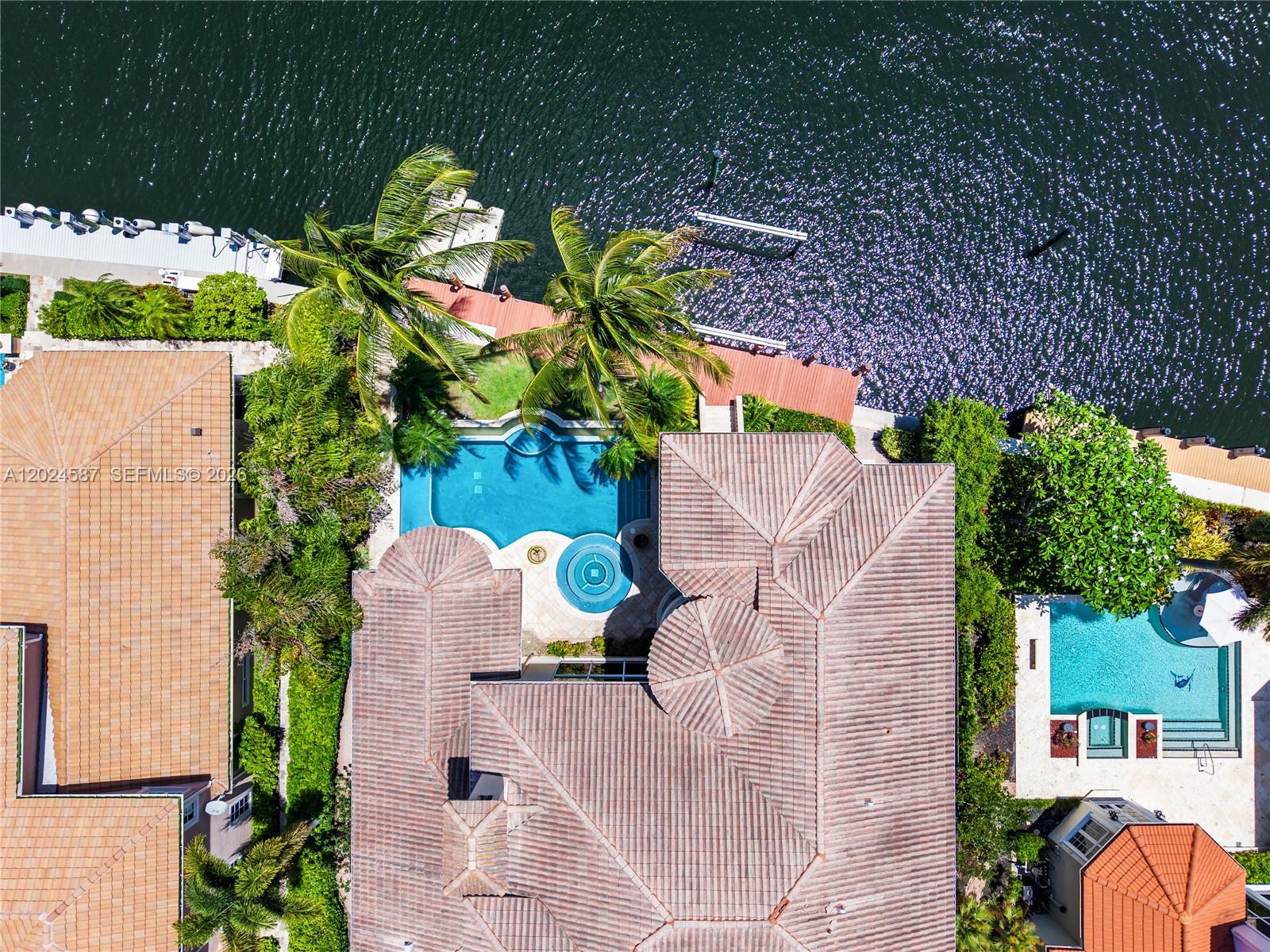 832 Harbour Isle Place, North Palm Beach FL 33410