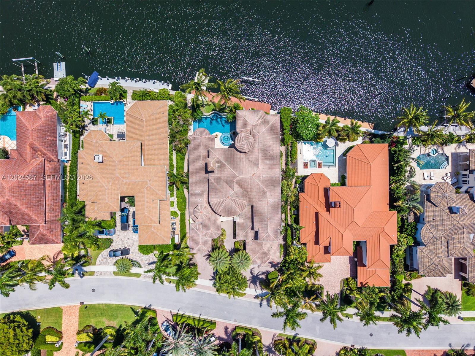 832 Harbour Isle Place, North Palm Beach FL 33410
