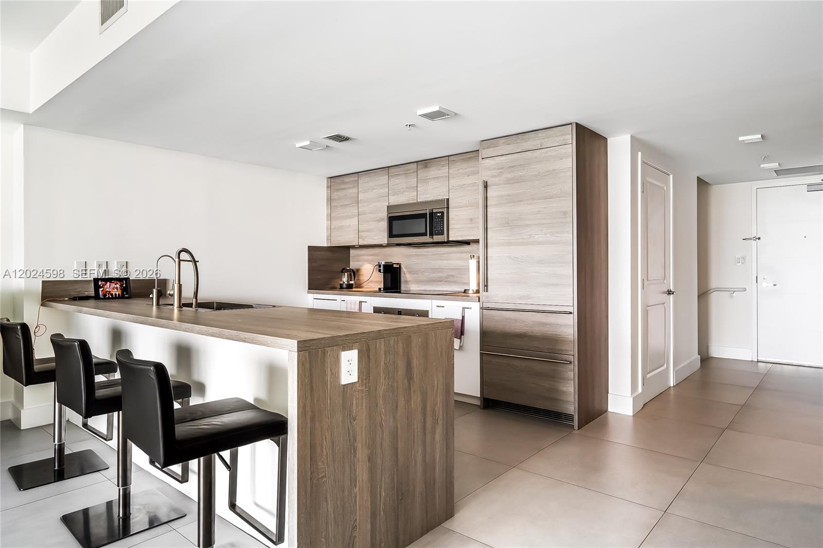 400 Sunny Isles Blvd #1202, Sunny Isles Beach FL 33160