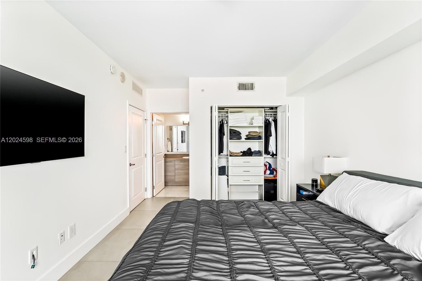 400 Sunny Isles Blvd #1202, Sunny Isles Beach FL 33160
