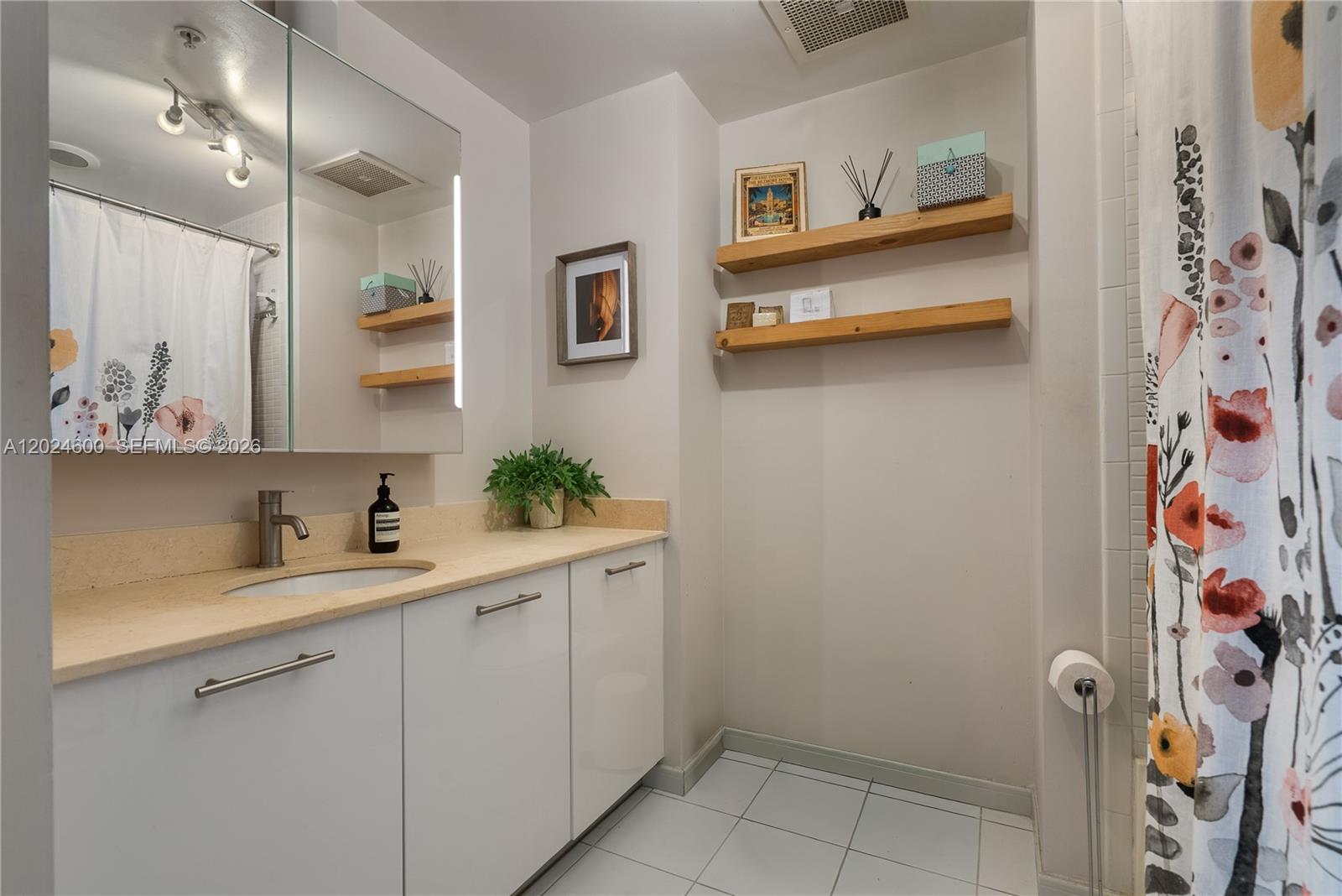 3451 NE 1st Ave #M0706, Miami FL 33137