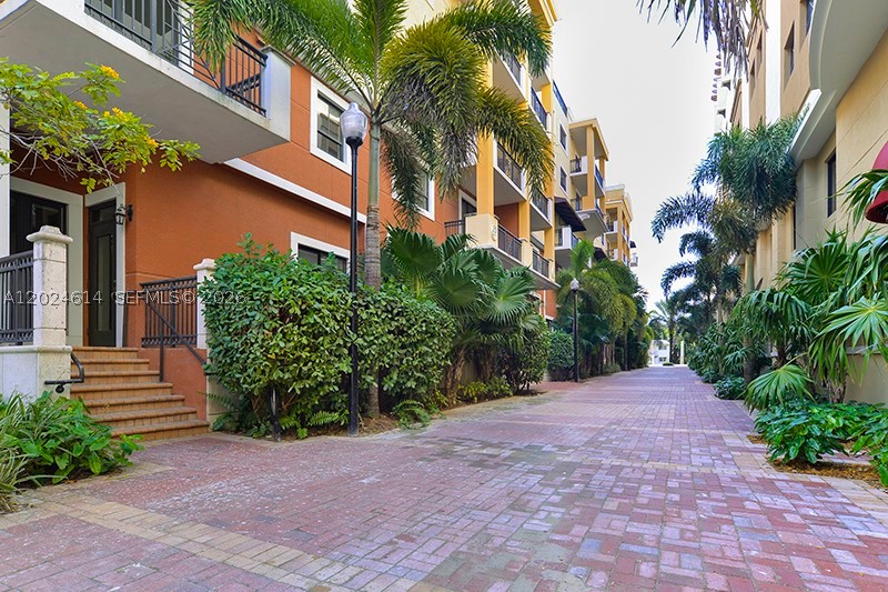 8390 SW 72nd Ave #411, Miami FL 33143