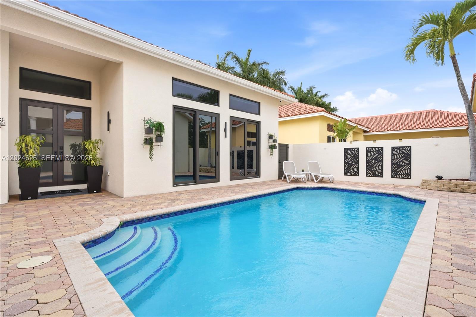 16460 NW 12th St, Pembroke Pines FL 33028