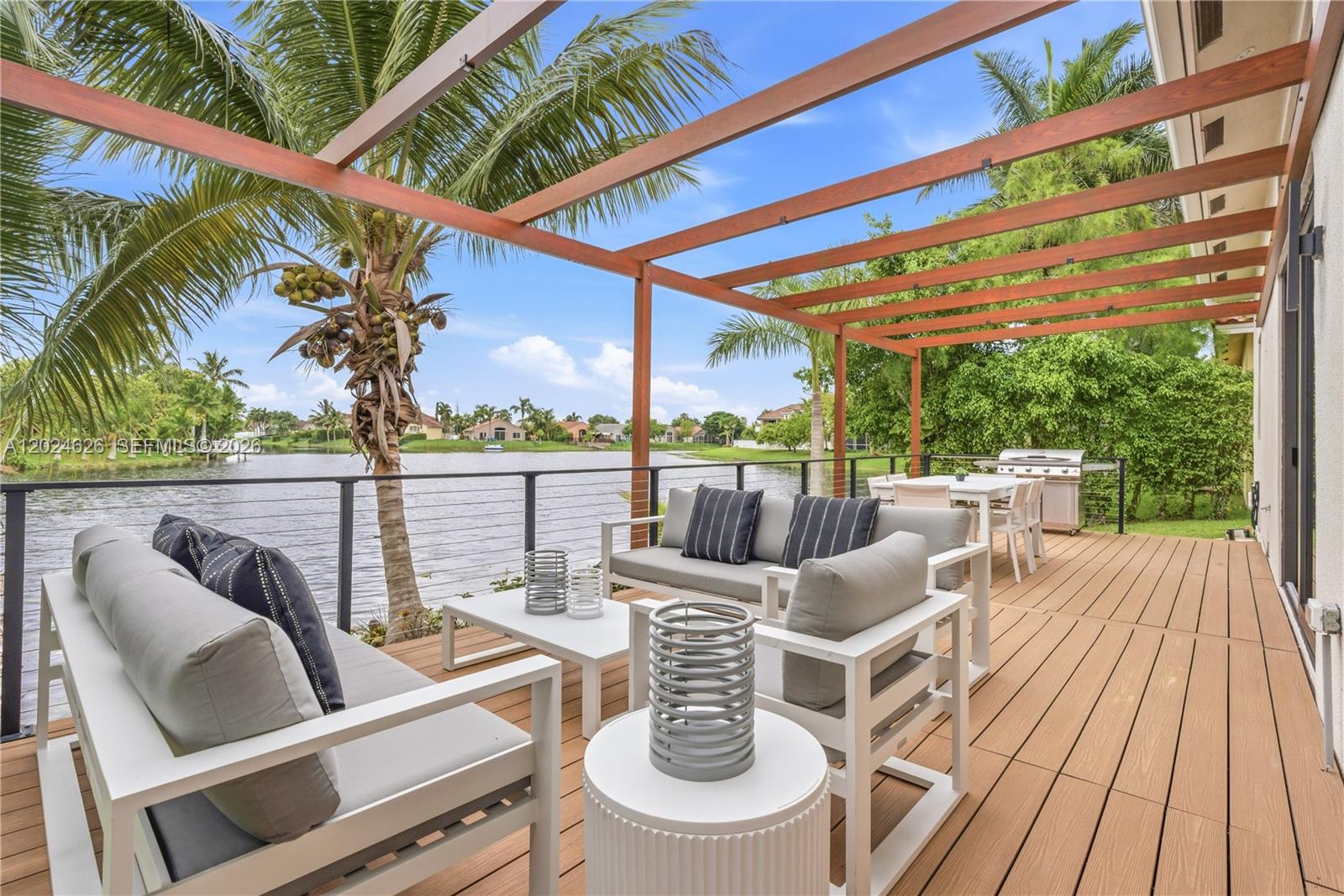 16460 NW 12th St, Pembroke Pines FL 33028