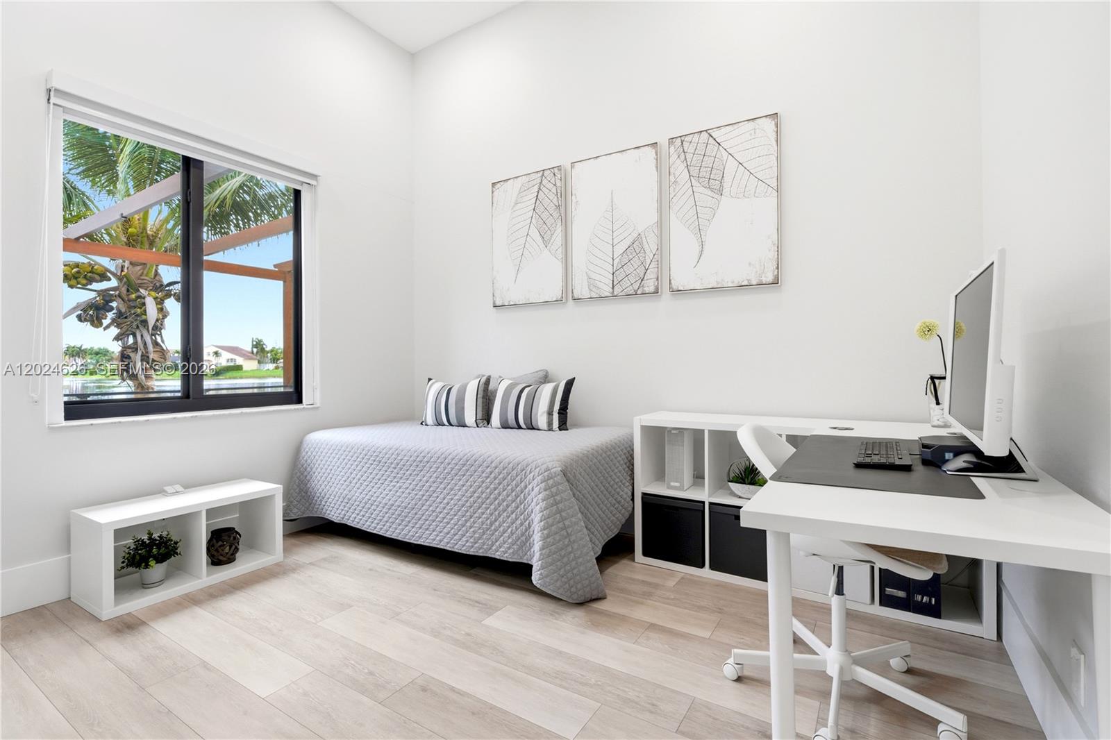 16460 NW 12th St, Pembroke Pines FL 33028