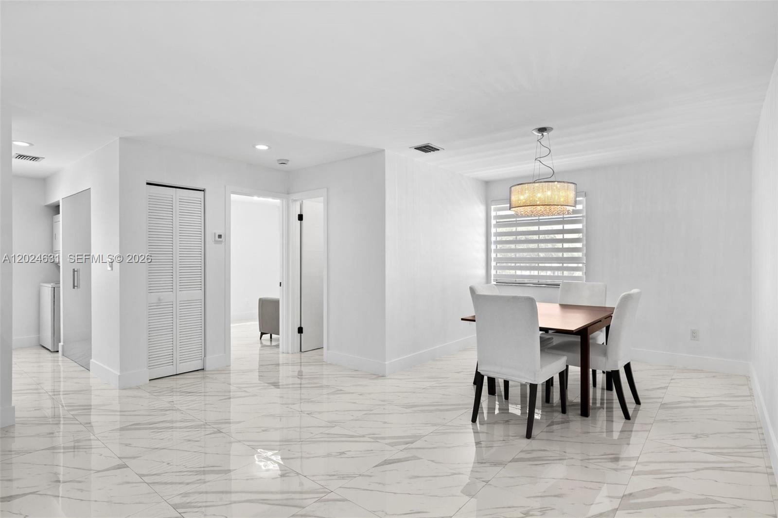 3549 Magellan Cir #418, Aventura FL 33180