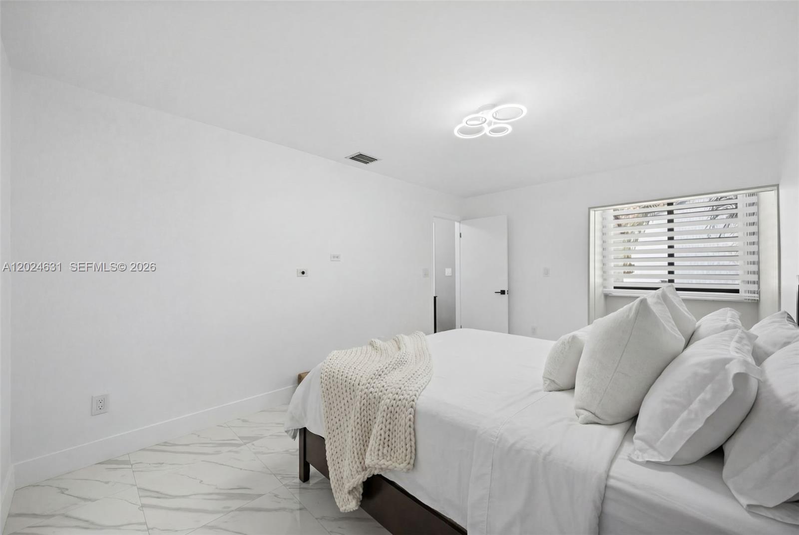 3549 Magellan Cir #418, Aventura FL 33180