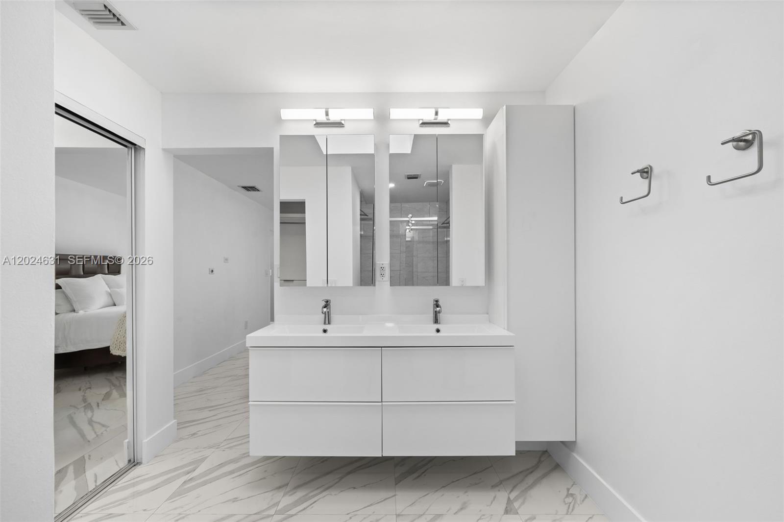 3549 Magellan Cir #418, Aventura FL 33180