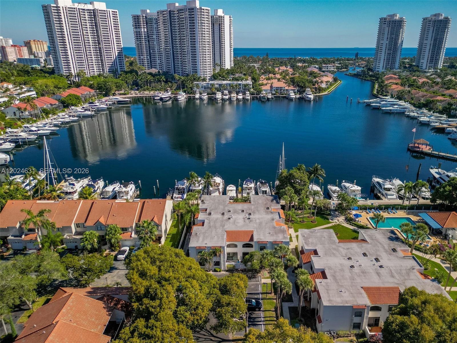 3549 Magellan Cir #418, Aventura FL 33180