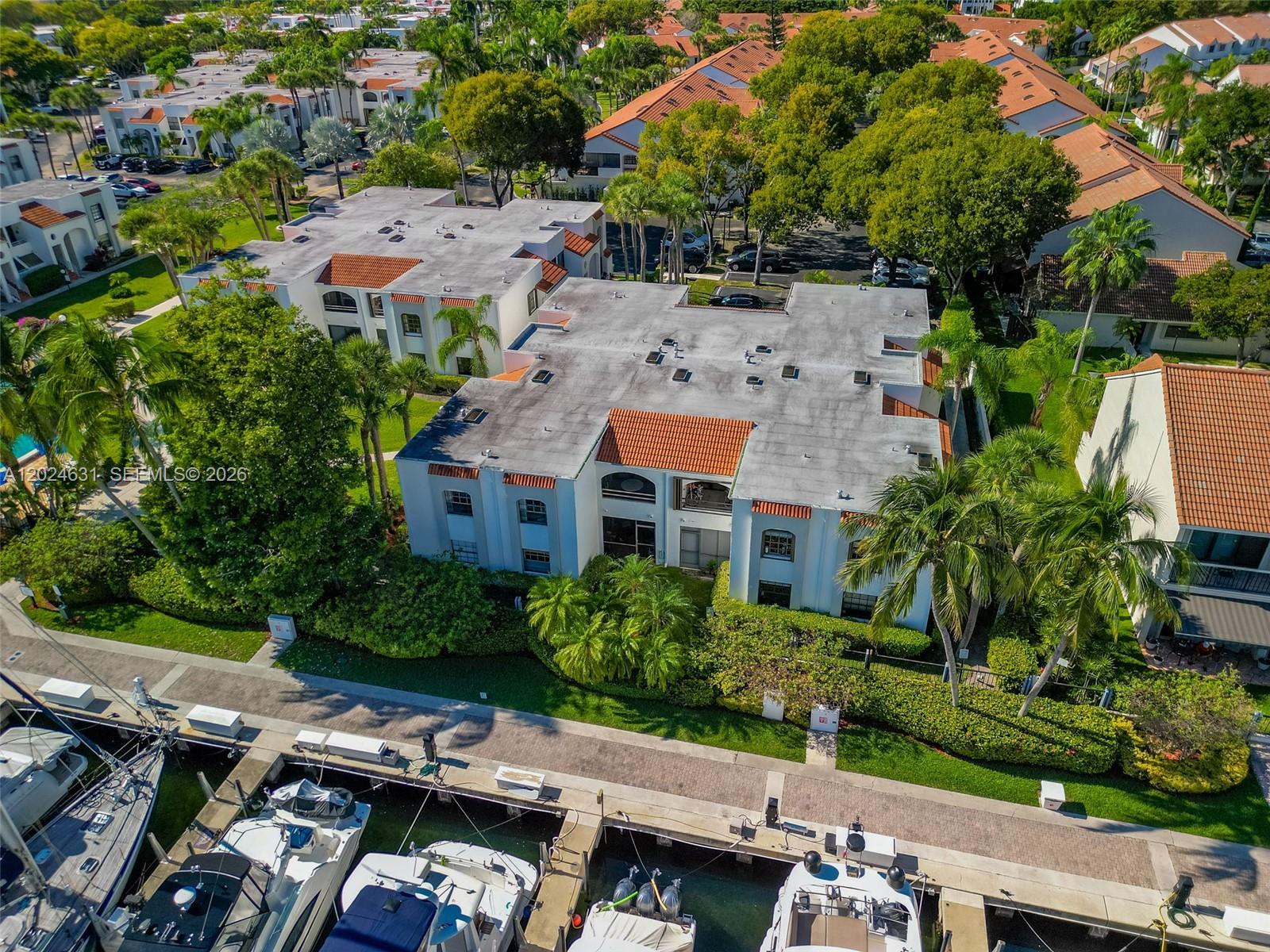 3549 Magellan Cir #418, Aventura FL 33180