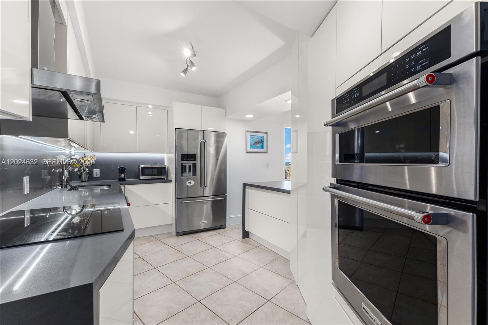 20281 E Country Club Dr #510, Aventura FL 33180