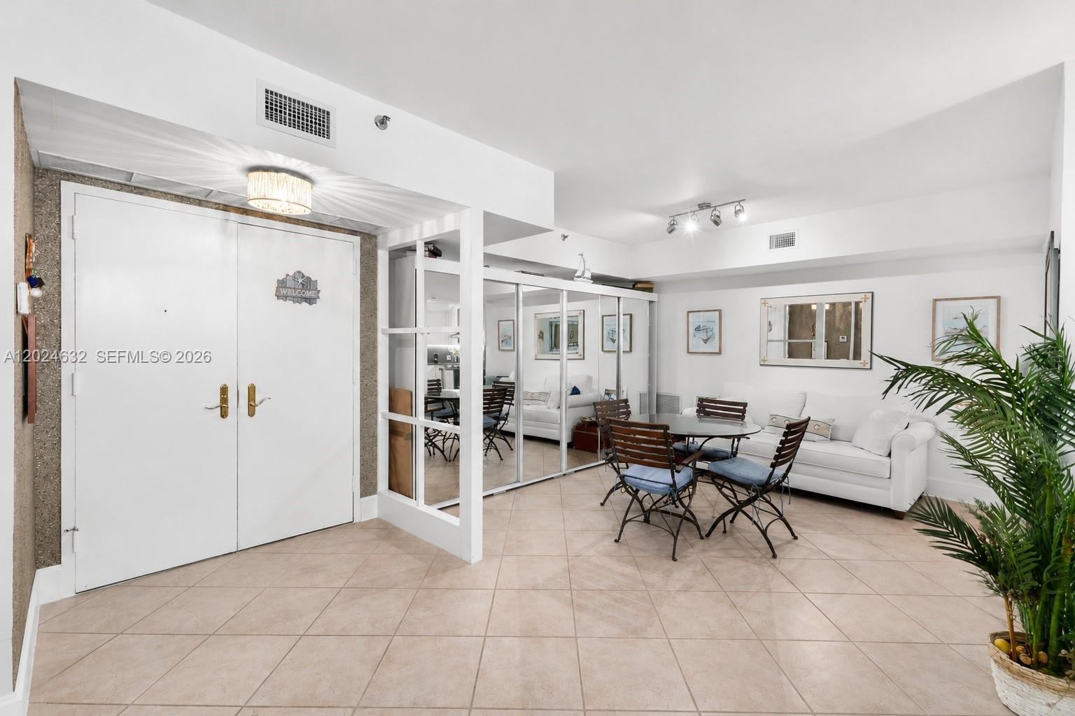 20281 E Country Club Dr #510, Aventura FL 33180