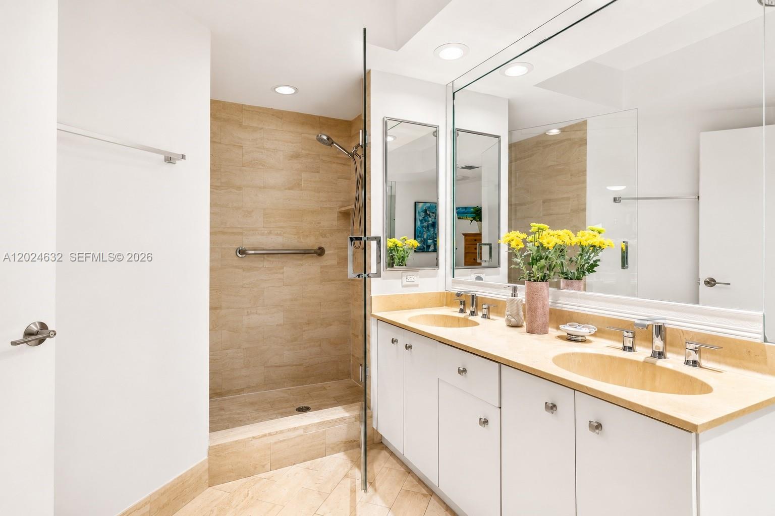 20281 E Country Club Dr #510, Aventura FL 33180