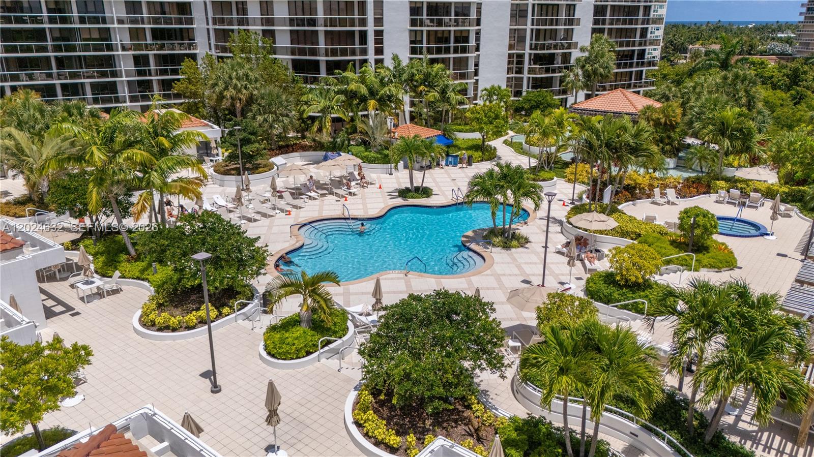 20281 E Country Club Dr #510, Aventura FL 33180