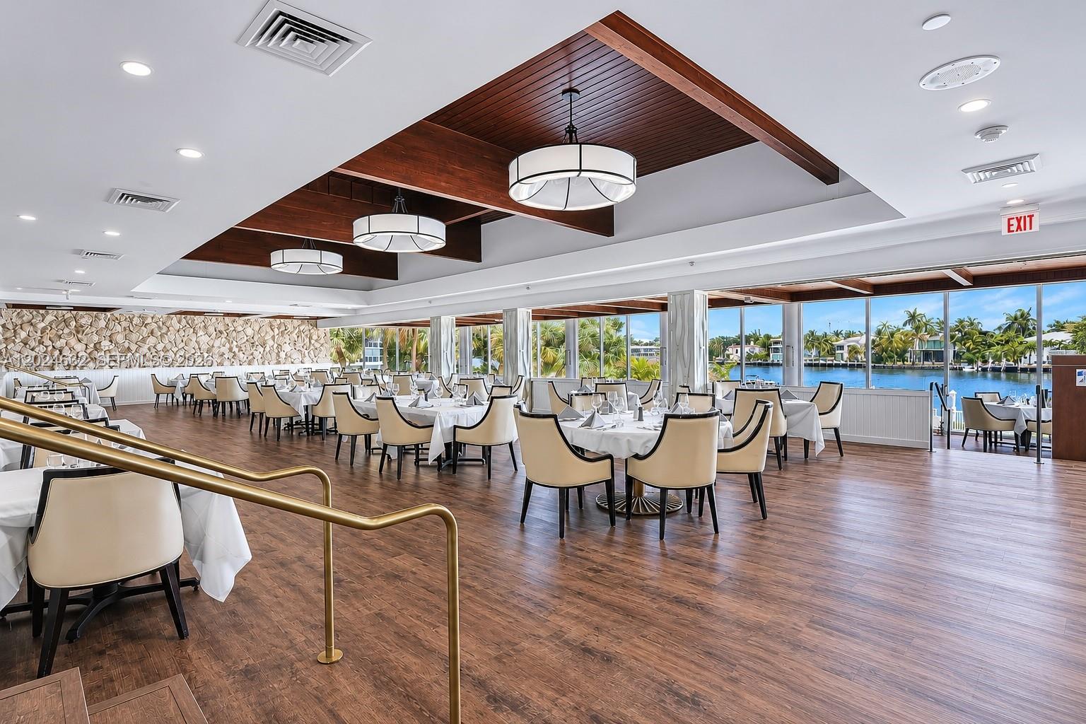 20281 E Country Club Dr #510, Aventura FL 33180