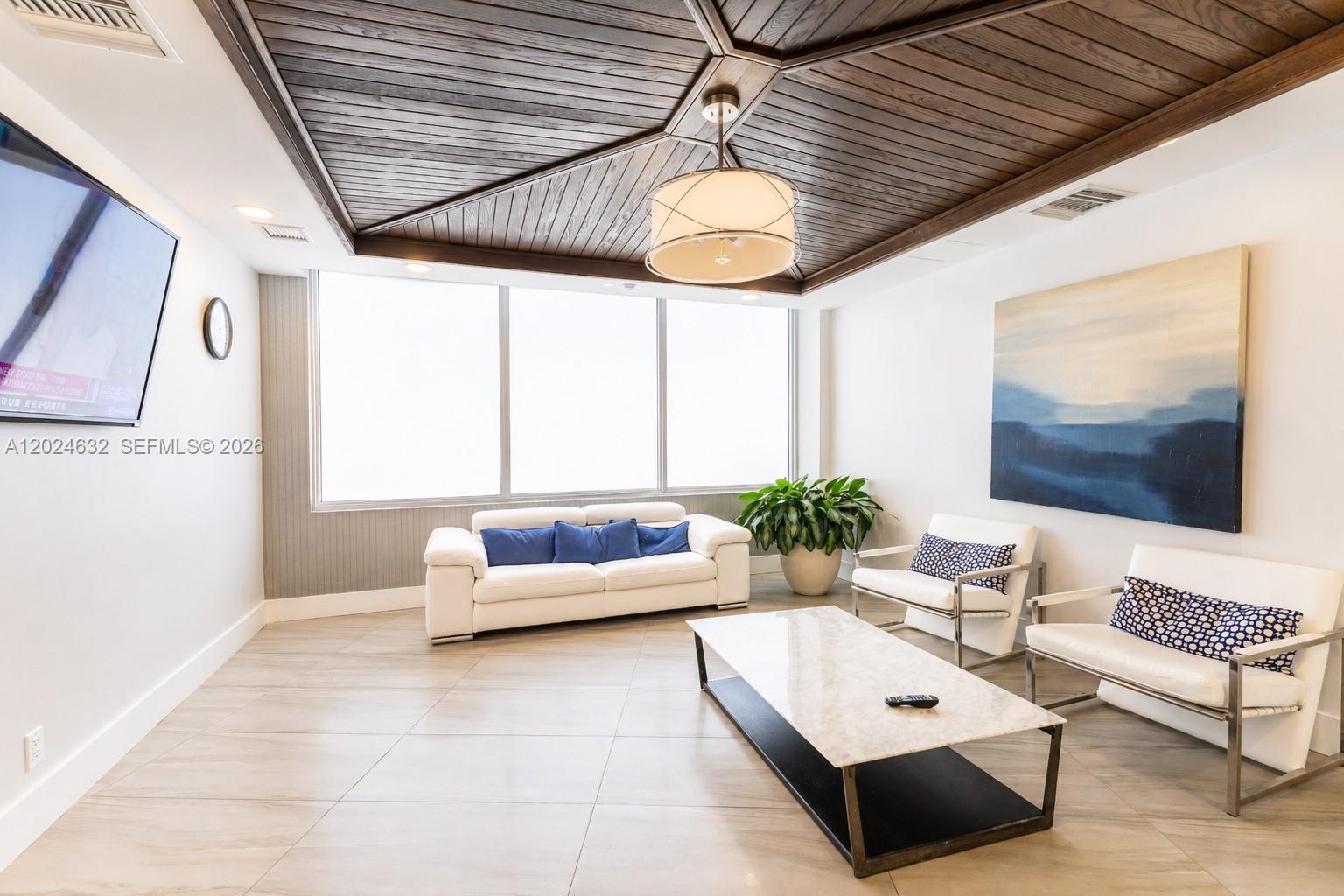20281 E Country Club Dr #510, Aventura FL 33180