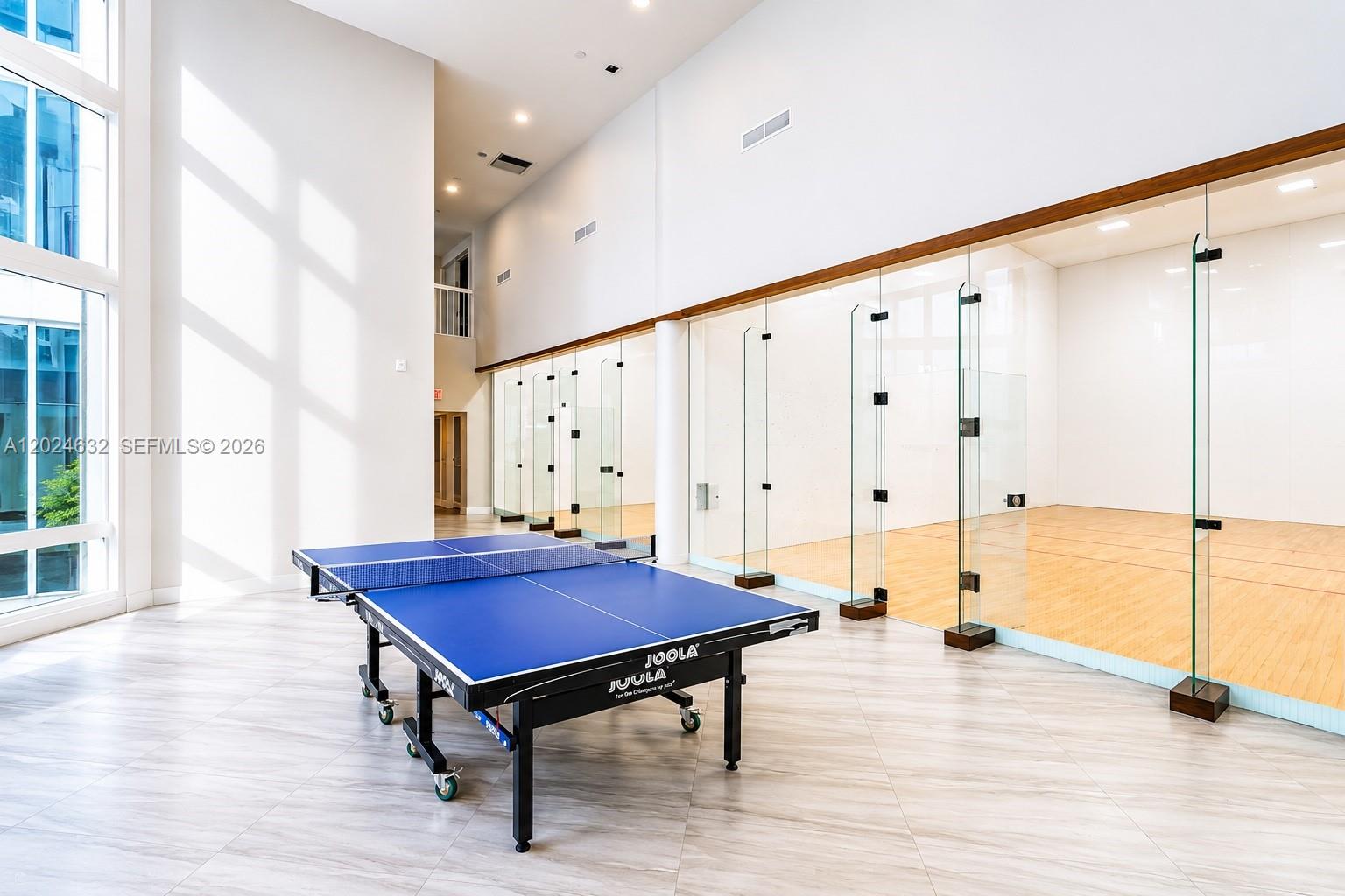 20281 E Country Club Dr #510, Aventura FL 33180
