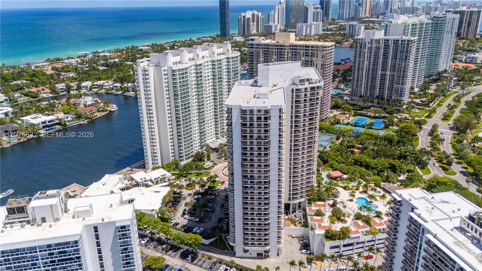 20281 E Country Club Dr #510, Aventura FL 33180