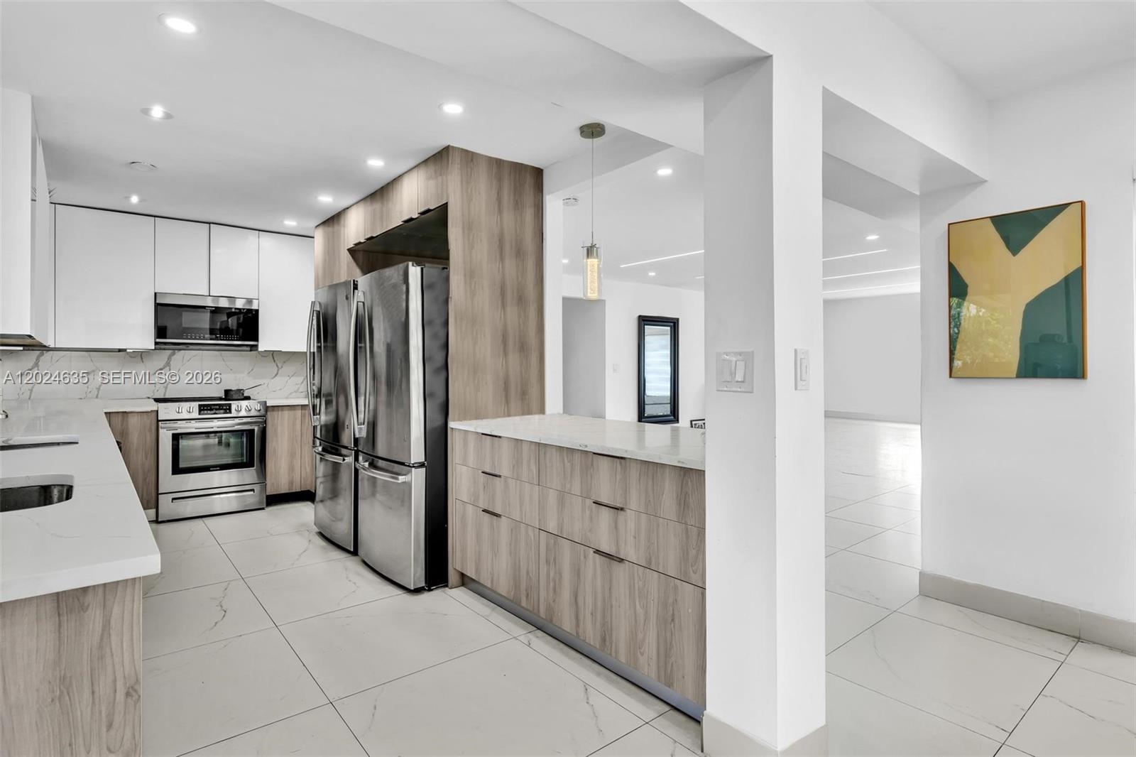 9257 Bay Dr, Surfside FL 33154