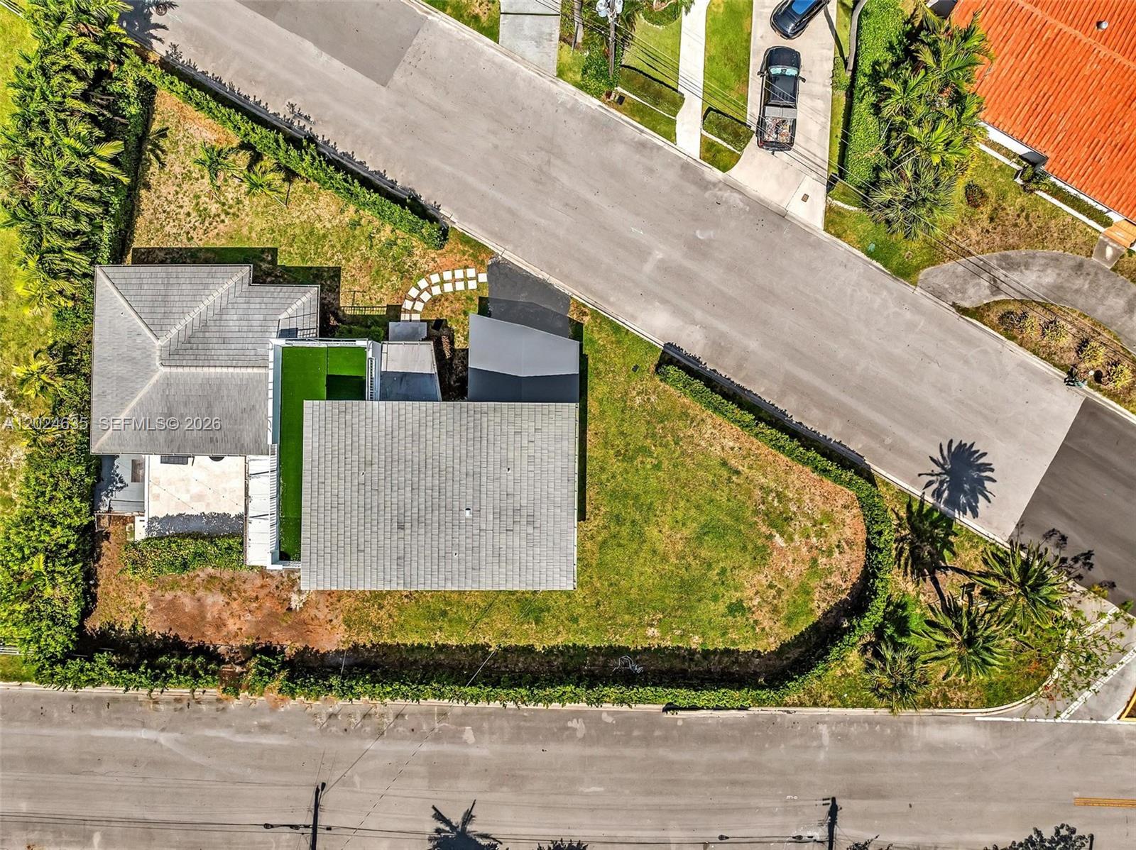9257 Bay Dr, Surfside FL 33154