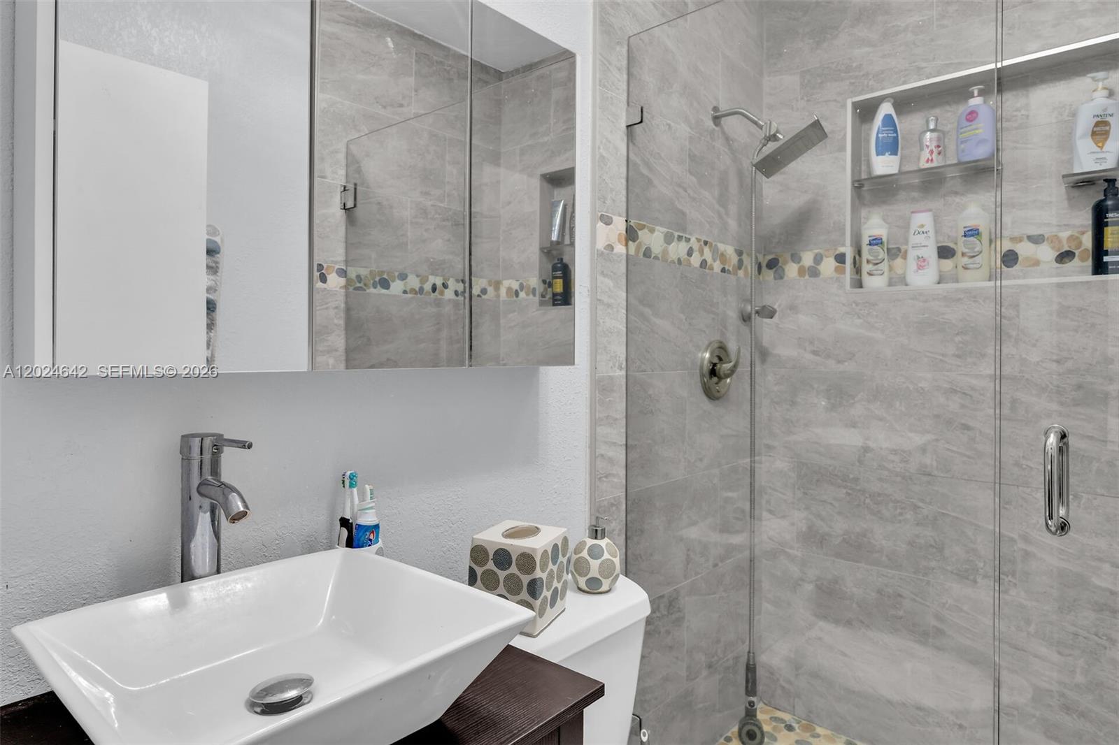 8825 SW 185th Ter, Cutler Bay FL 33157