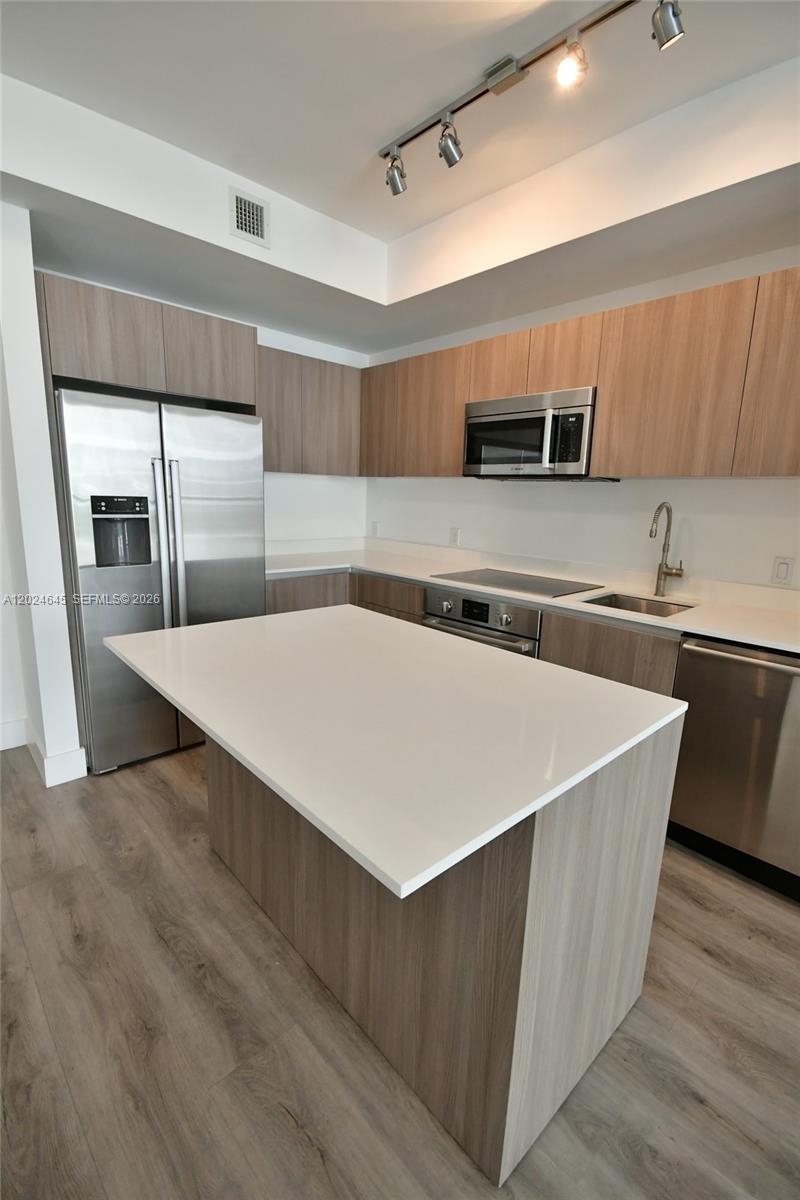 201 SW 17th Rd #304, Miami FL 33129
