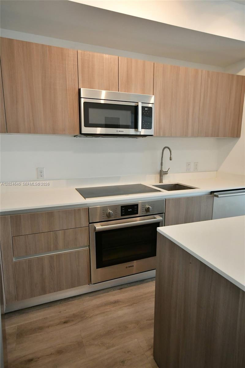 201 SW 17th Rd #304, Miami FL 33129
