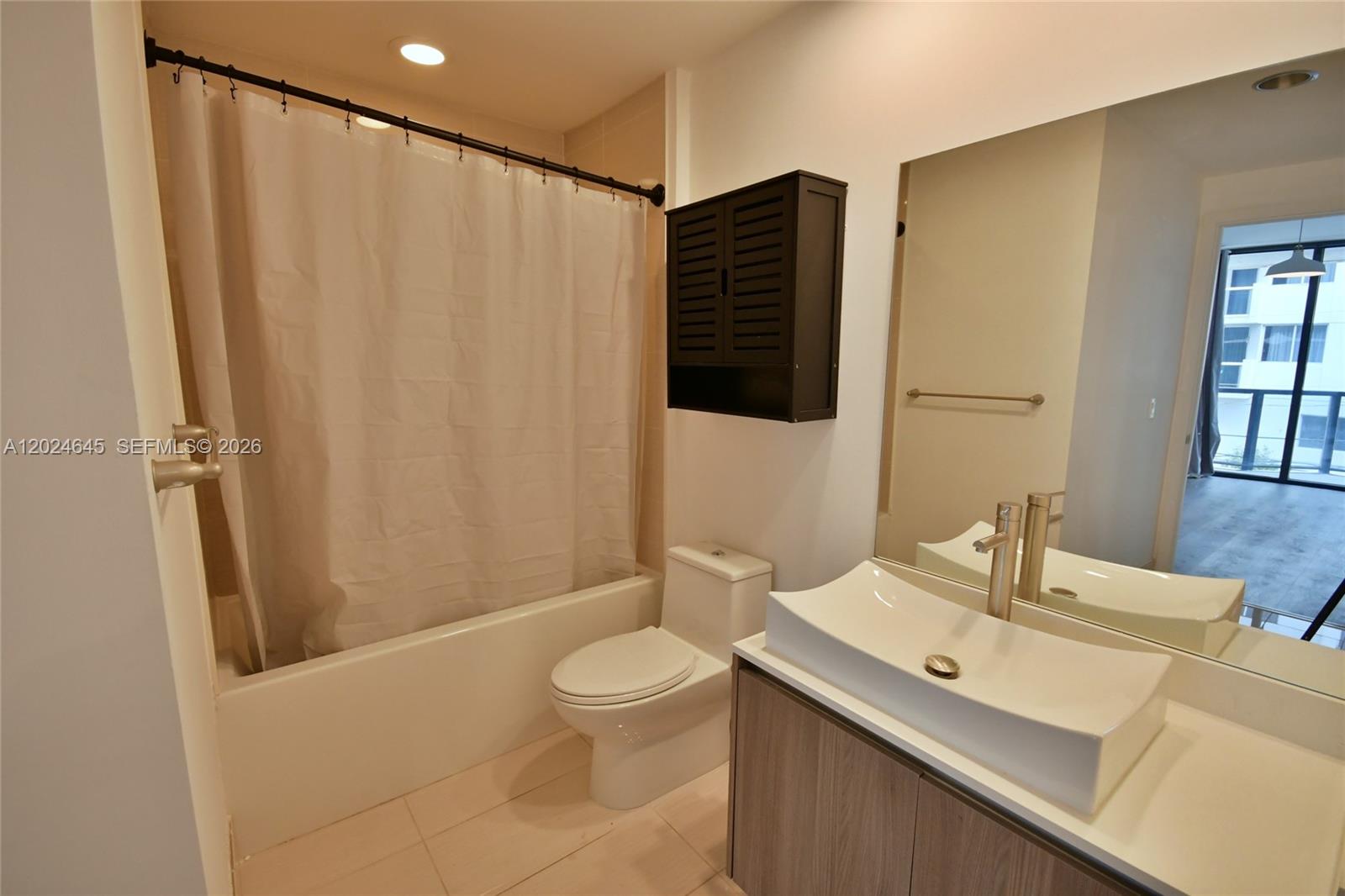 201 SW 17th Rd #304, Miami FL 33129
