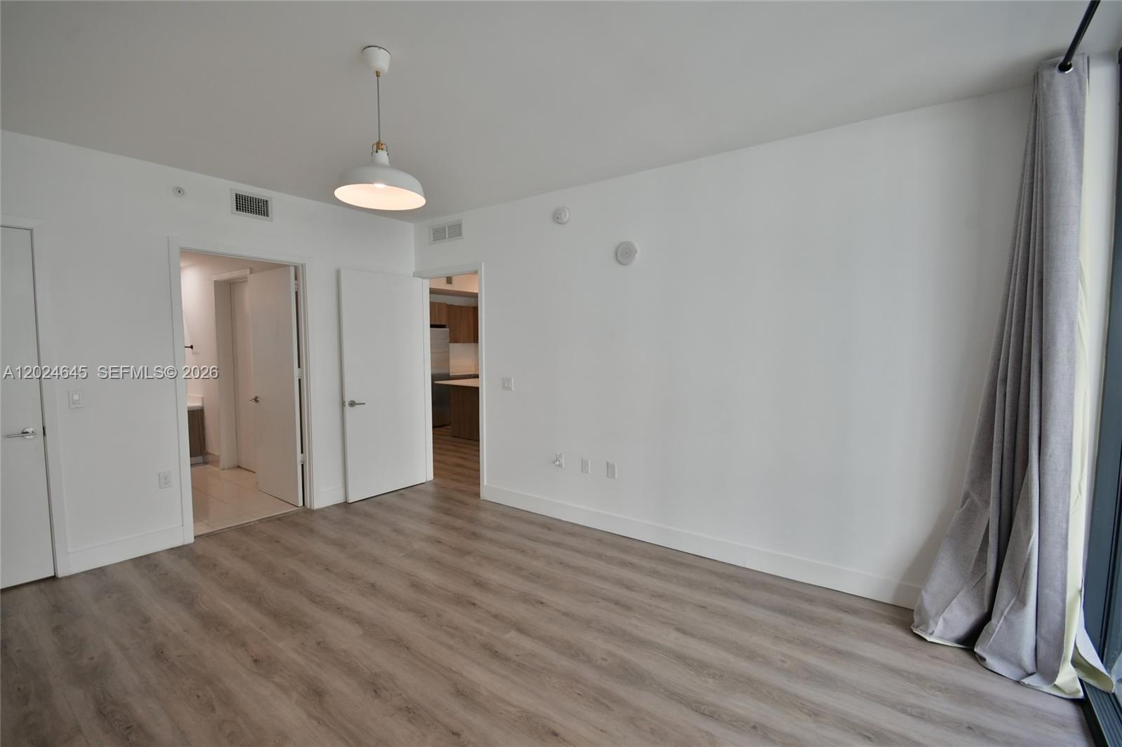 201 SW 17th Rd #304, Miami FL 33129