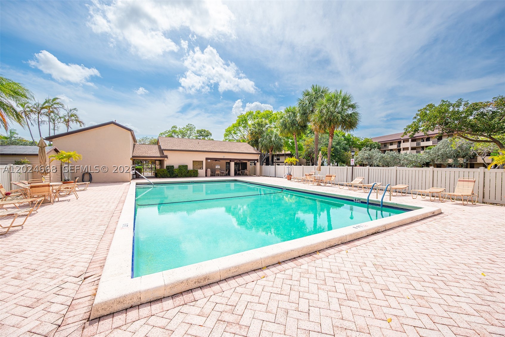 2676 N Carambola Cir N #1760, Coconut Creek FL 33066