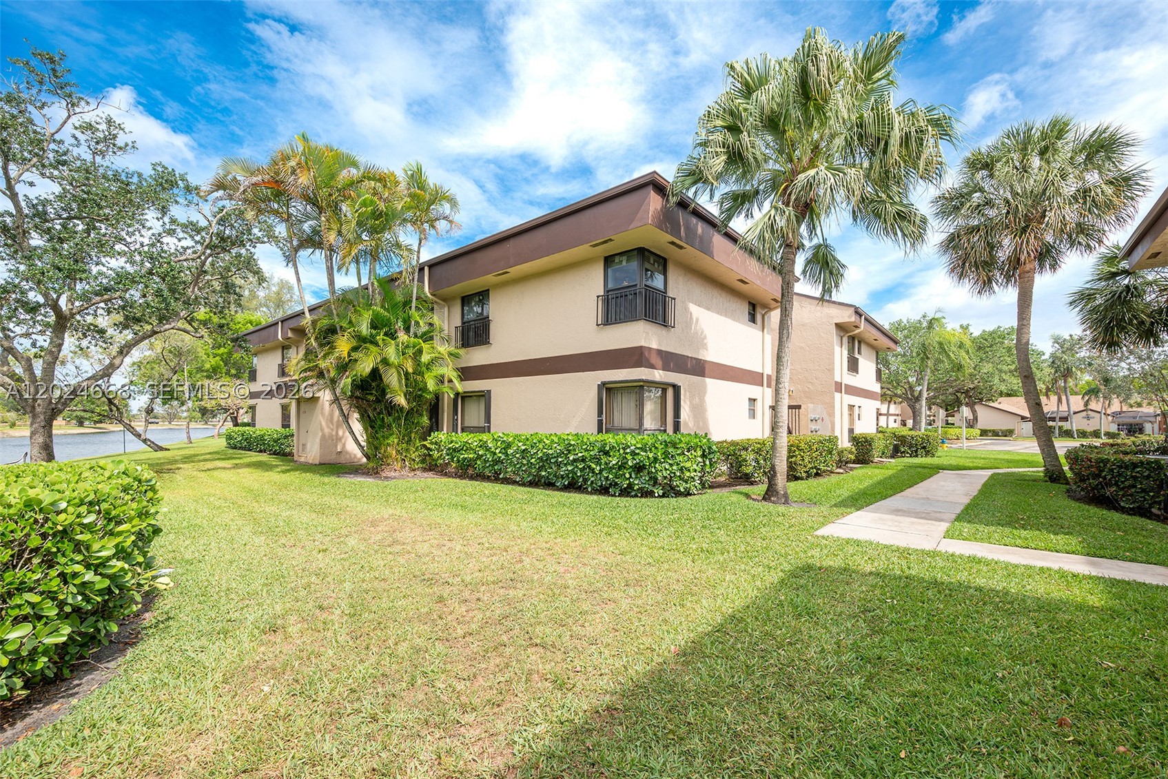 2676 N Carambola Cir N #1760, Coconut Creek FL 33066