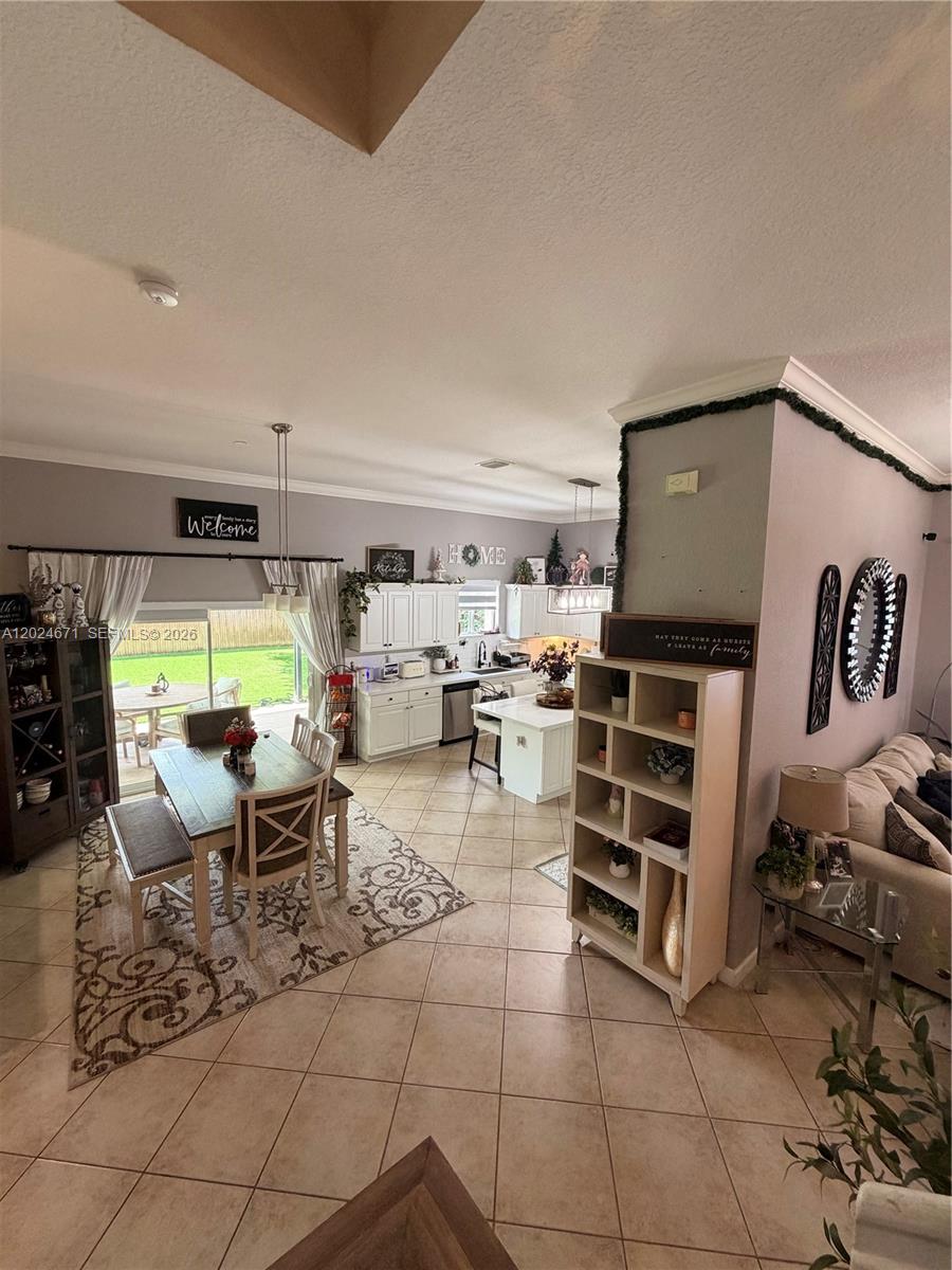 2116 NE 38th Rd #2116, Homestead FL 33033