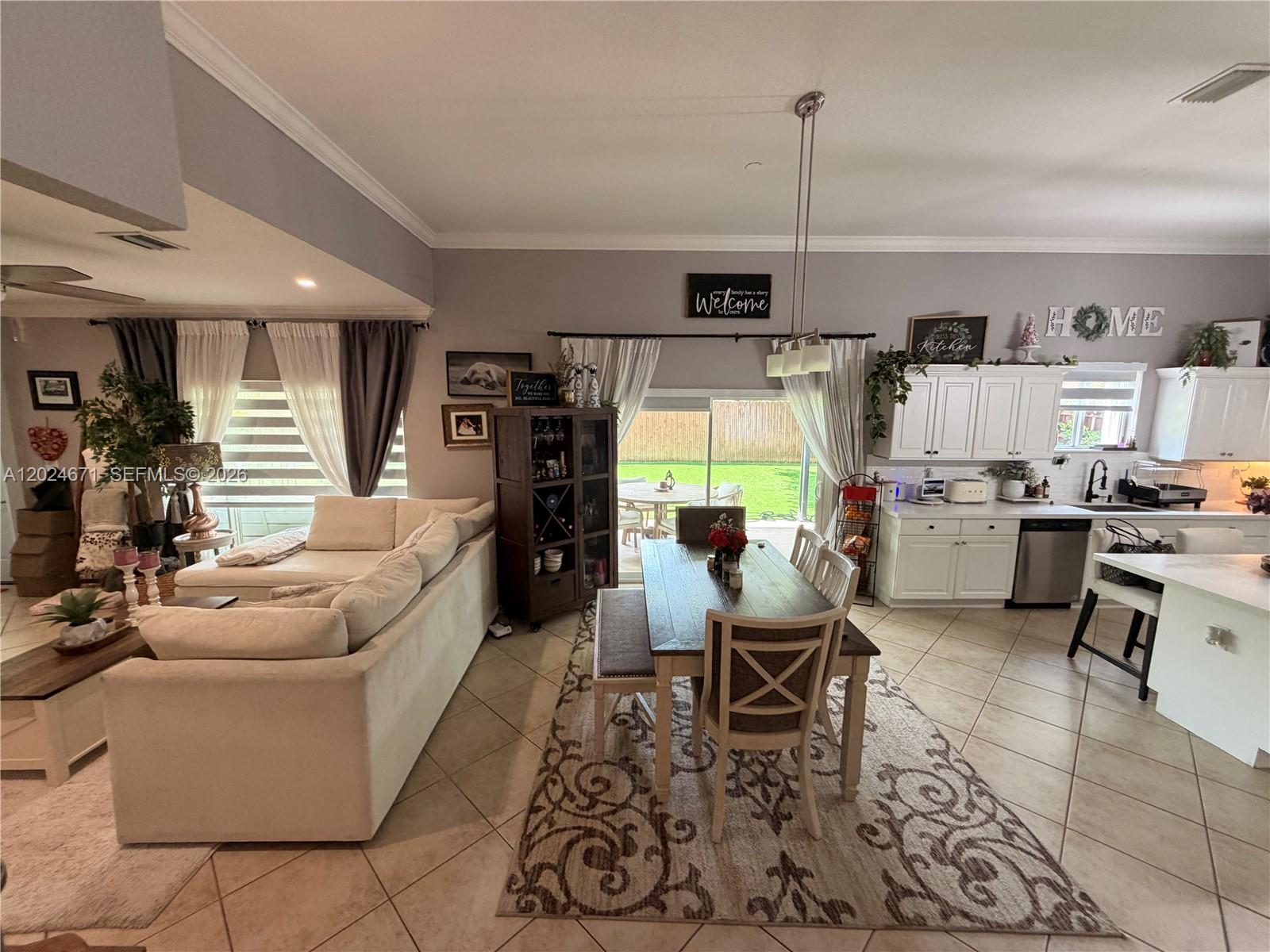 2116 NE 38th Rd #2116, Homestead FL 33033