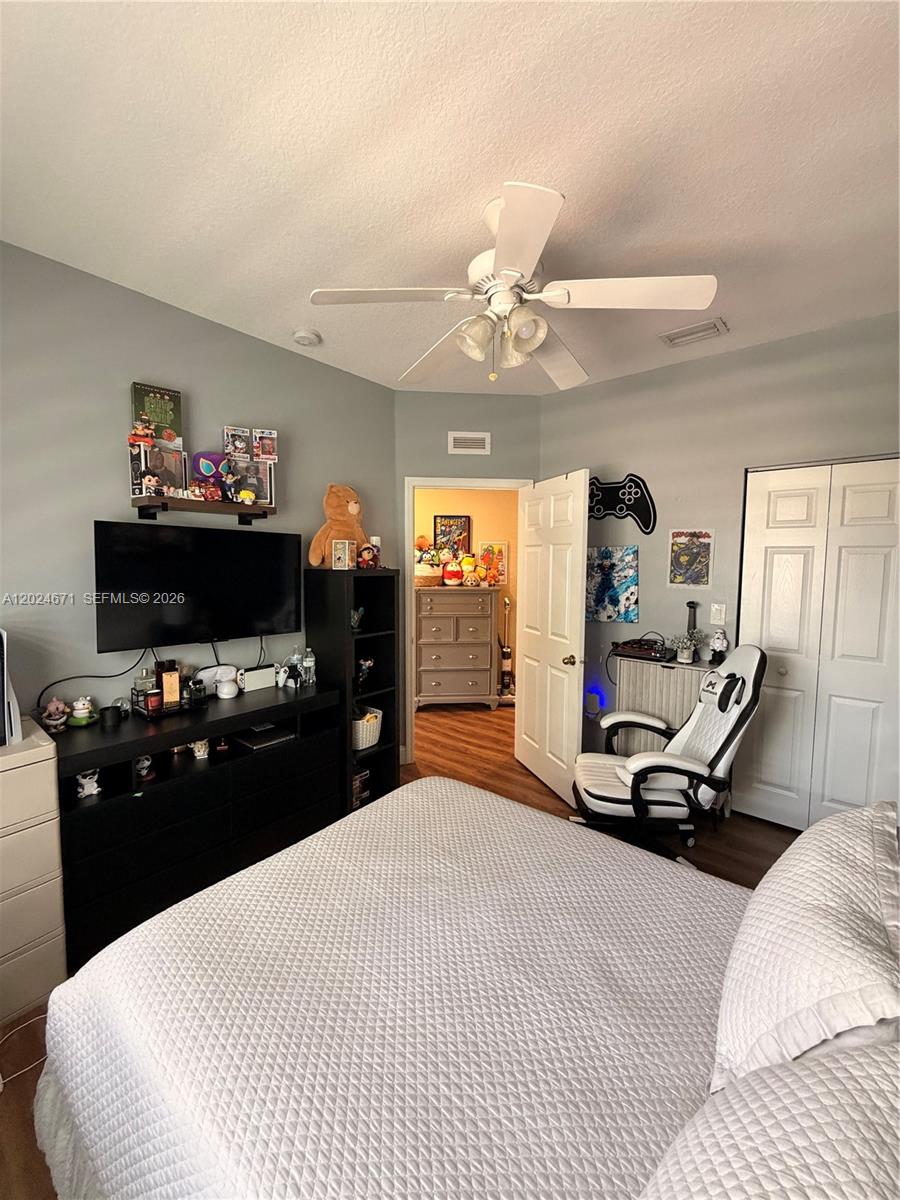 2116 NE 38th Rd #2116, Homestead FL 33033