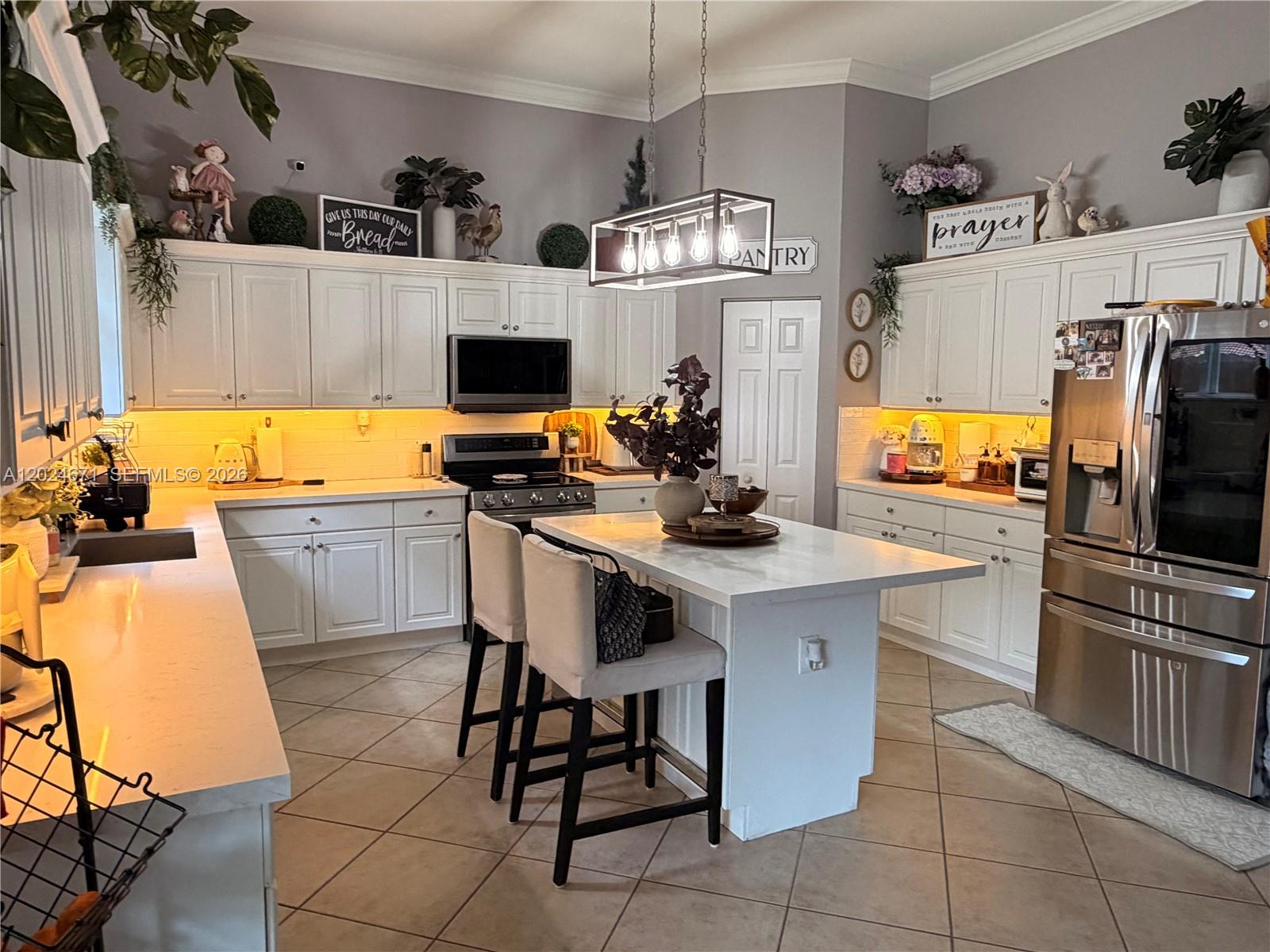 2116 NE 38th Rd #2116, Homestead FL 33033