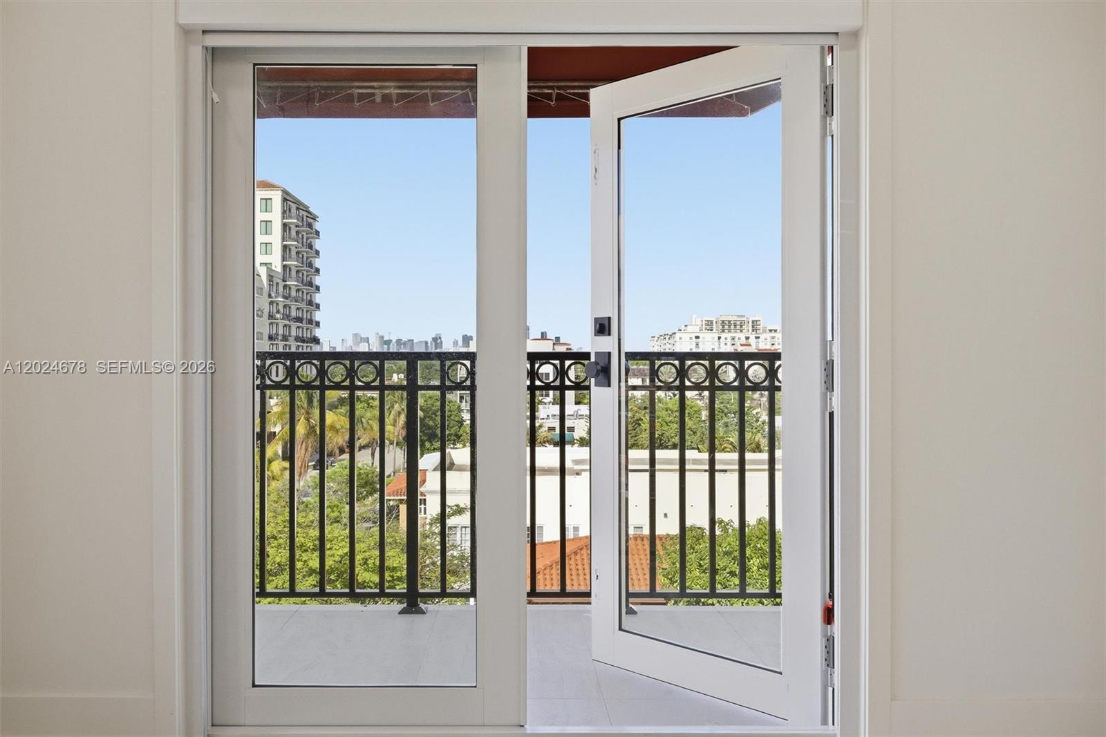1400 Salzedo St #504, Coral Gables FL 33134