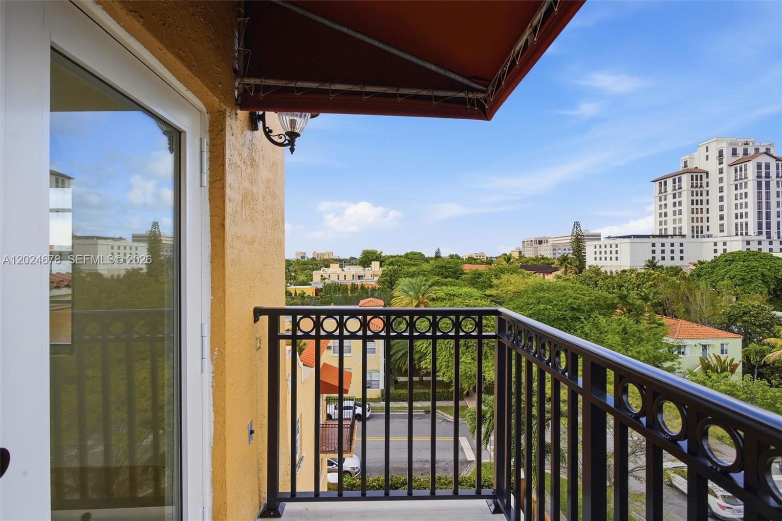 1400 Salzedo St #504, Coral Gables FL 33134