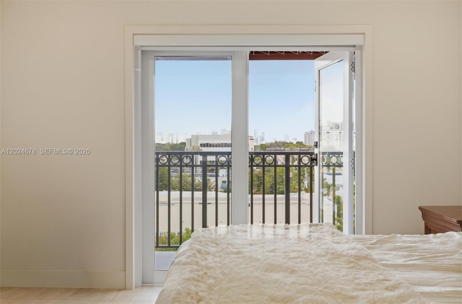 1400 Salzedo St #504, Coral Gables FL 33134