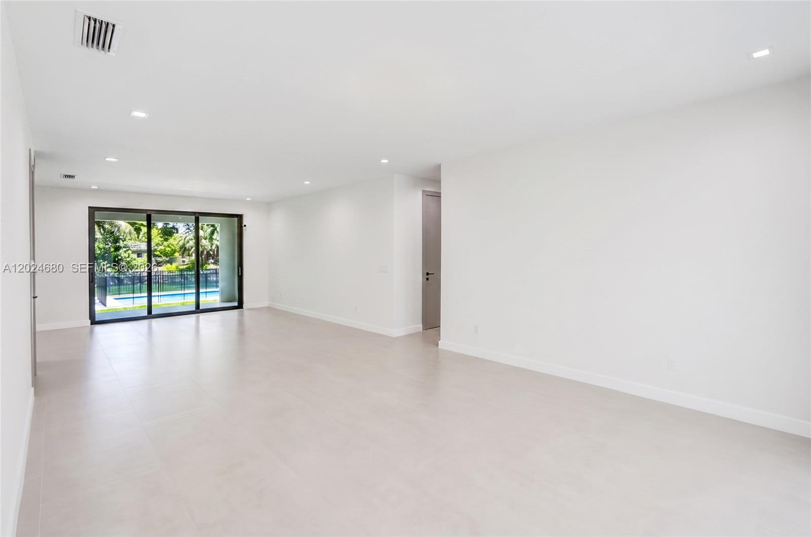 6853 S Waterway Dr, Miami FL 33155