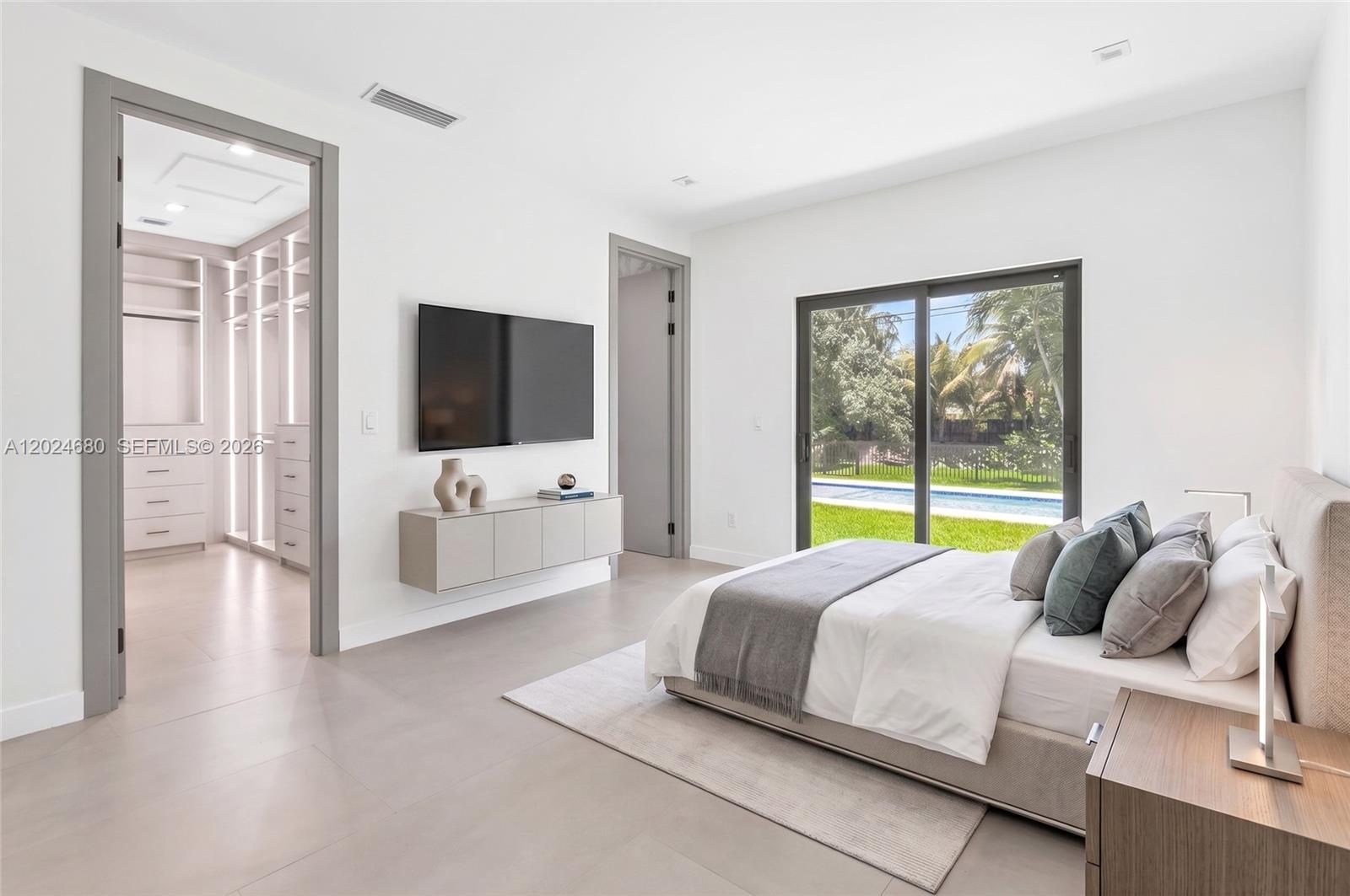6853 S Waterway Dr, Miami FL 33155