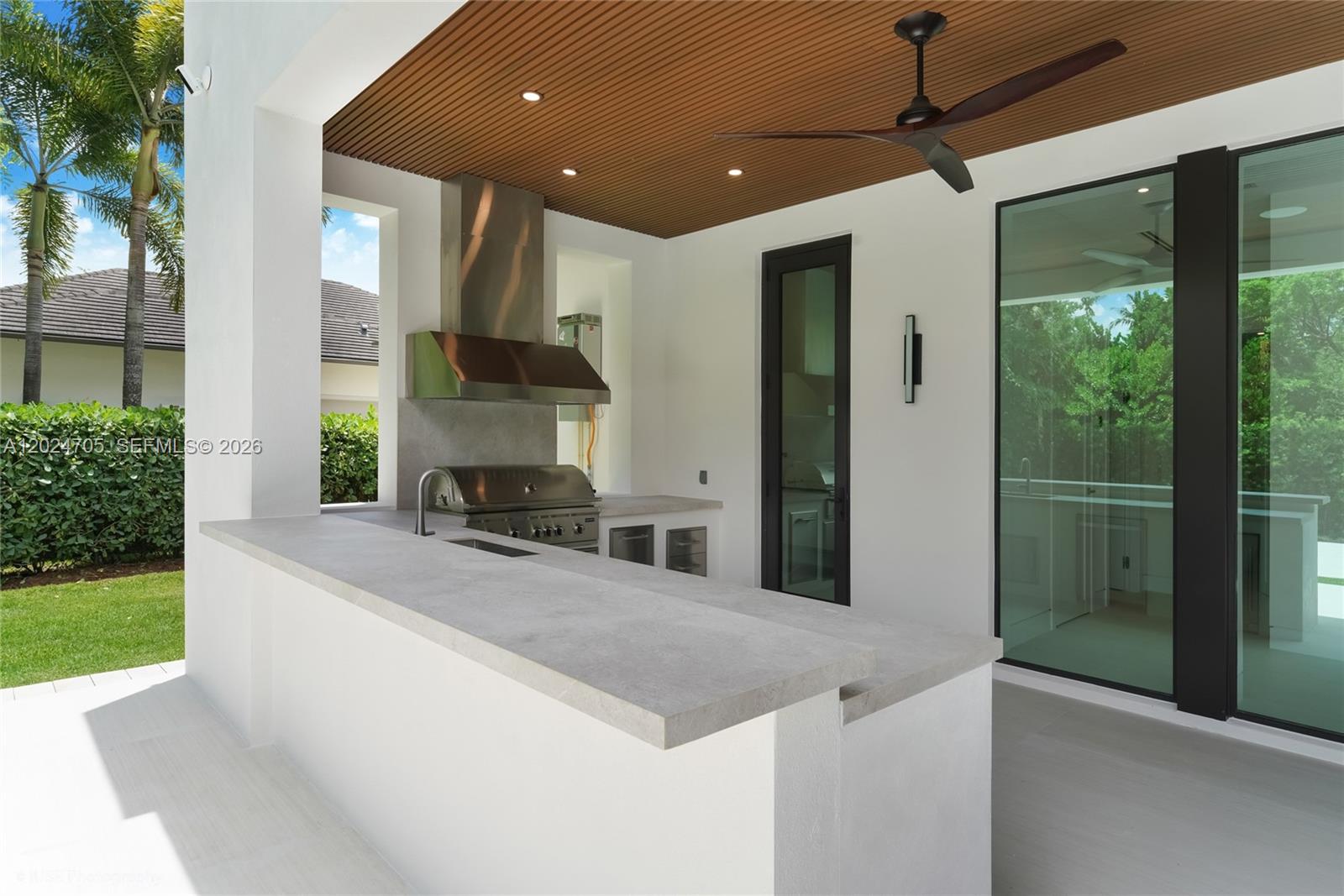9405 SW 72nd Ct, Pinecrest FL 33156