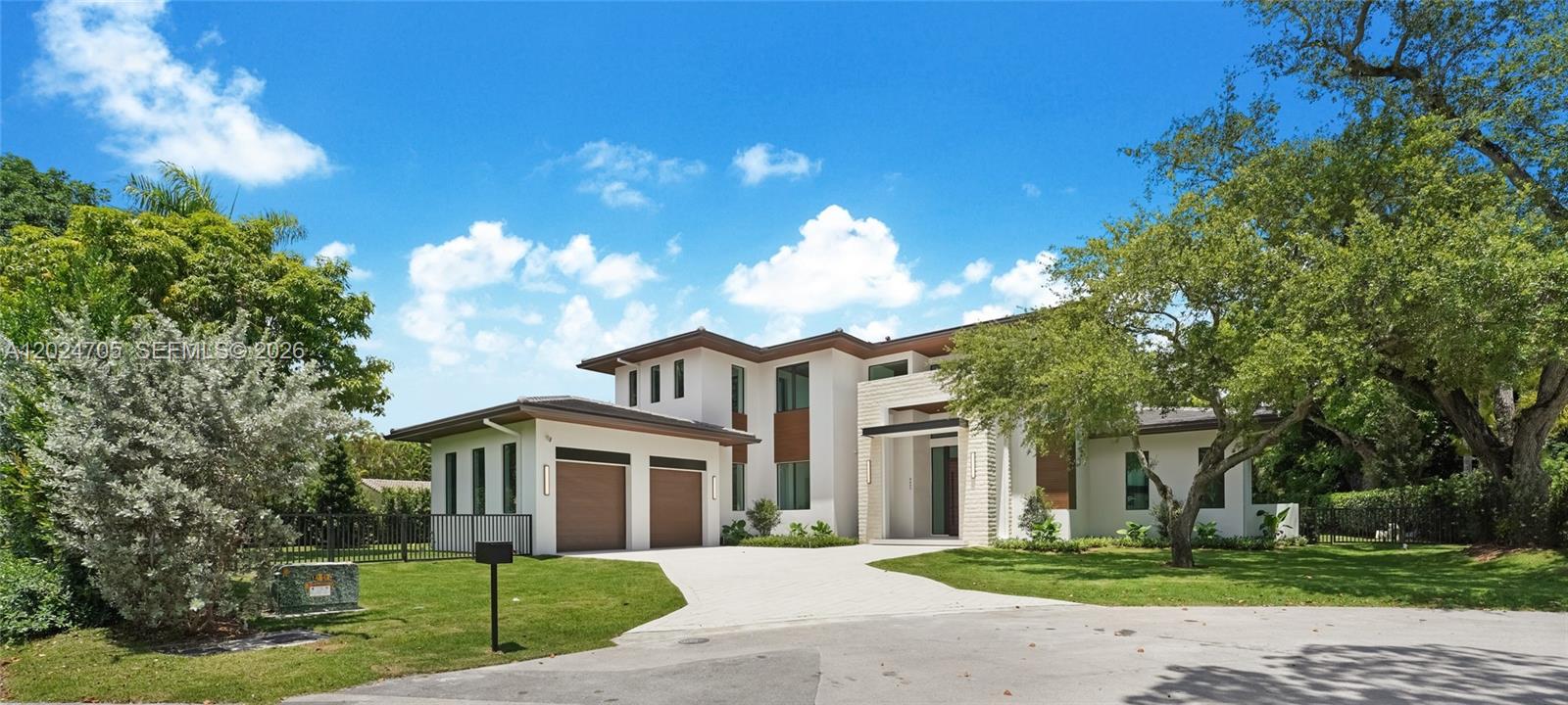 9405 SW 72nd Ct, Pinecrest FL 33156