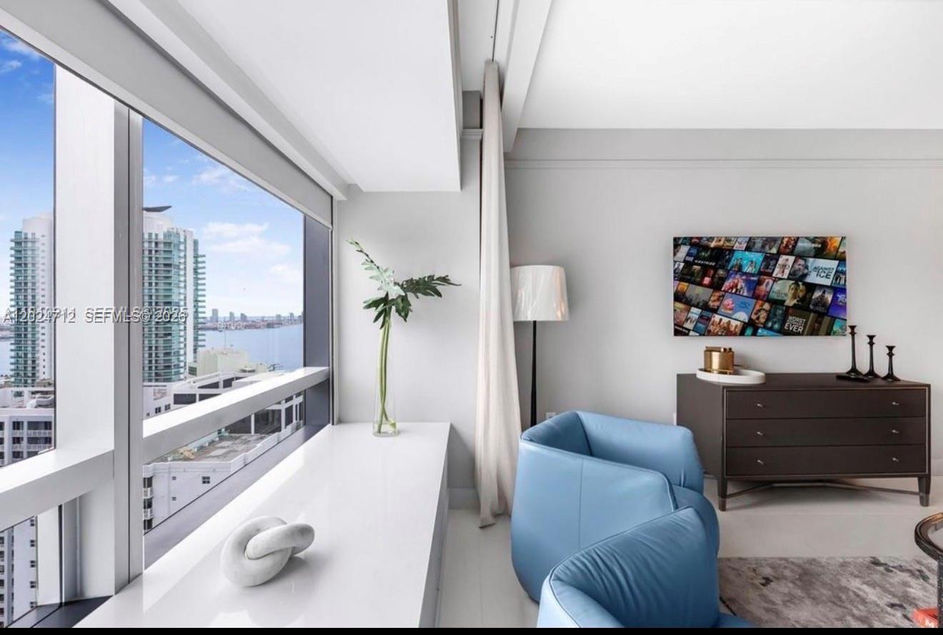 1435 Brickell Ave #3410, Miami FL 33131