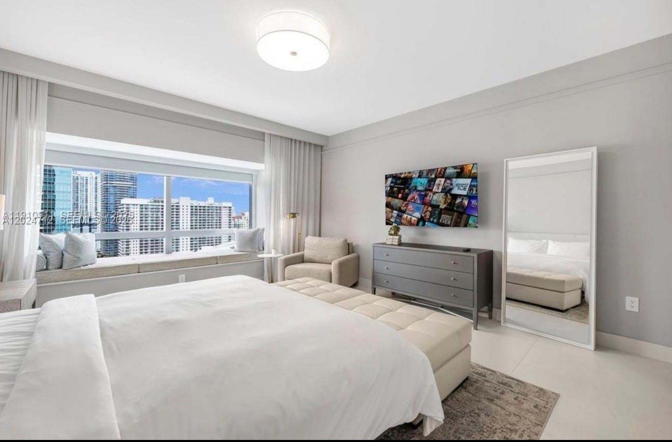 1435 Brickell Ave #3410, Miami FL 33131