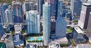 951 Brickell Ave #609, Miami FL 33131