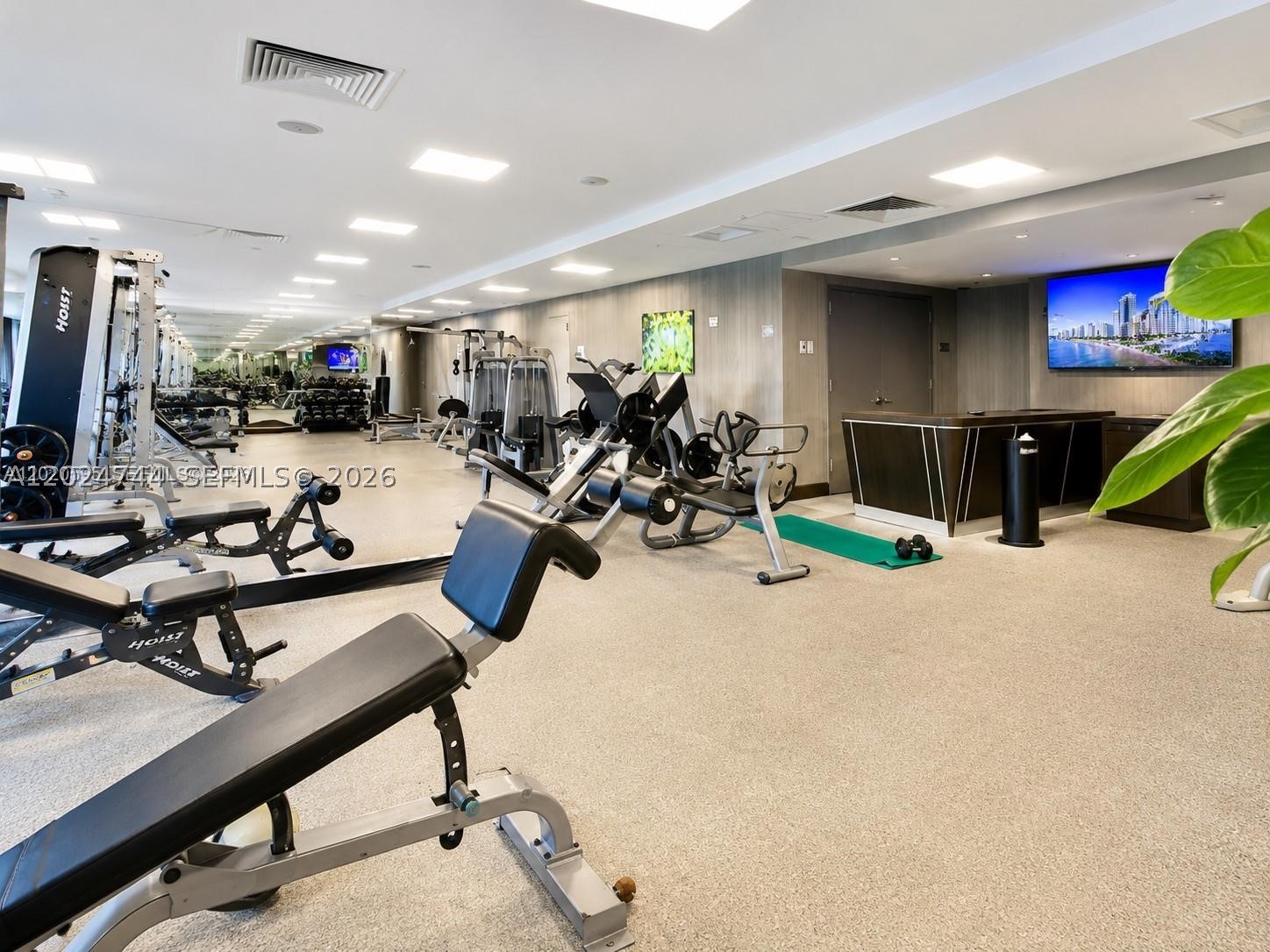 951 Brickell Ave #609, Miami FL 33131