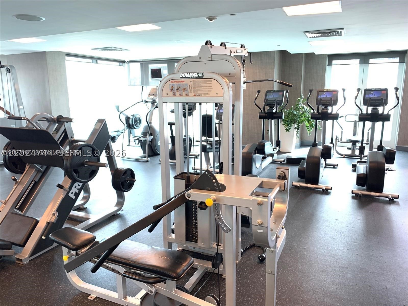 951 Brickell Ave #609, Miami FL 33131