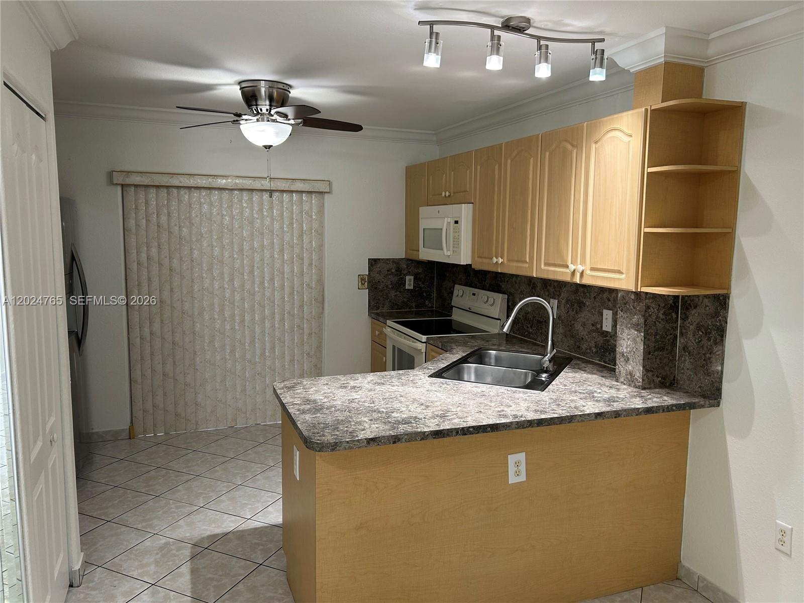 10919 W Okeechobee Rd #101, Hialeah Gardens FL 33018