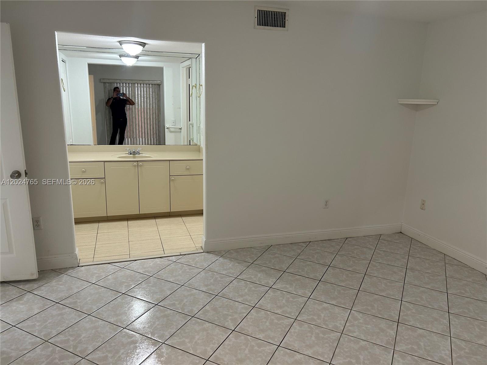 10919 W Okeechobee Rd #101, Hialeah Gardens FL 33018
