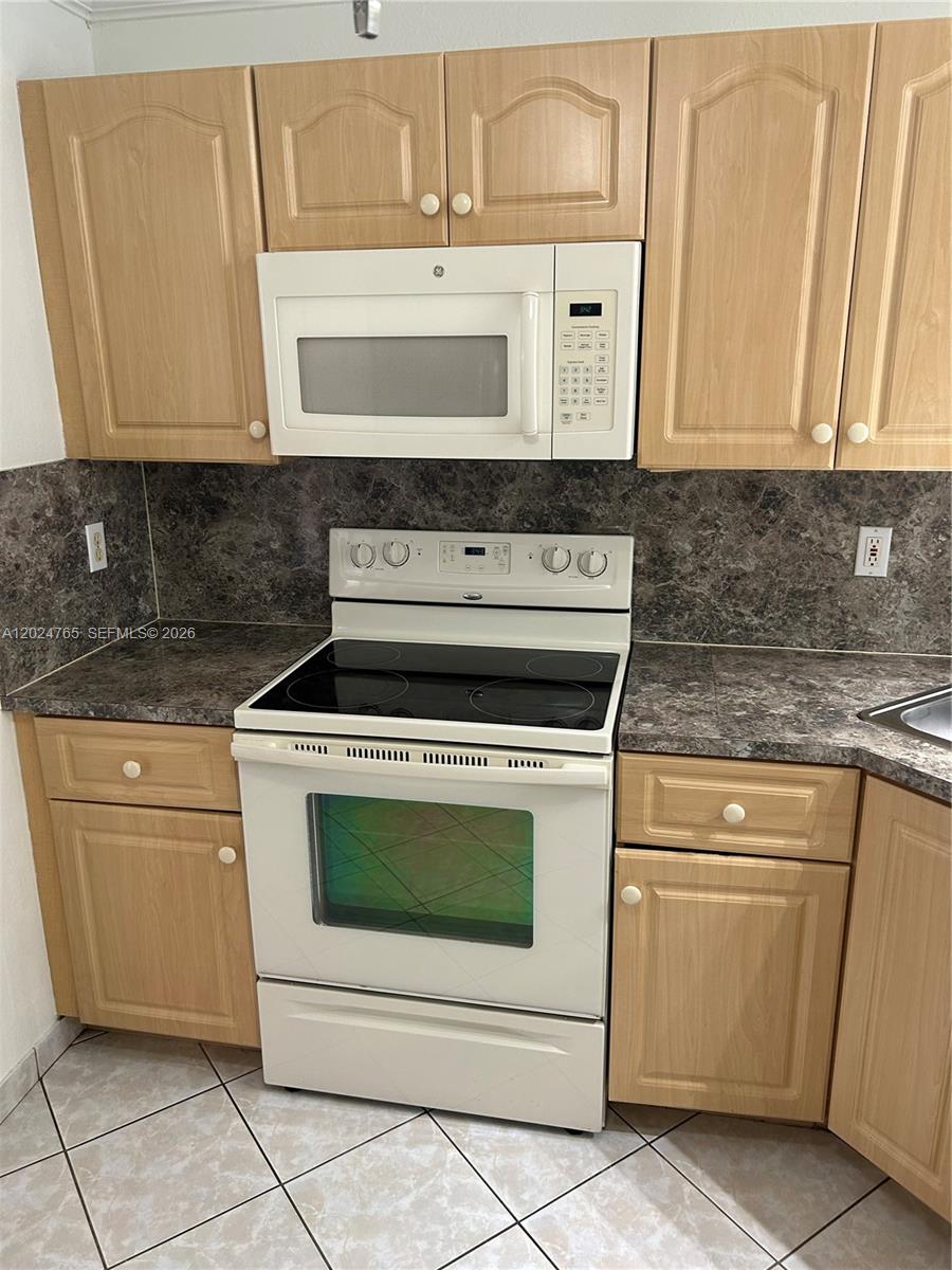 10919 W Okeechobee Rd #101, Hialeah Gardens FL 33018